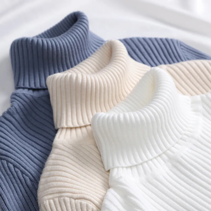 Faye | Winter-Ready Cashmere Turtleneck Sweater
