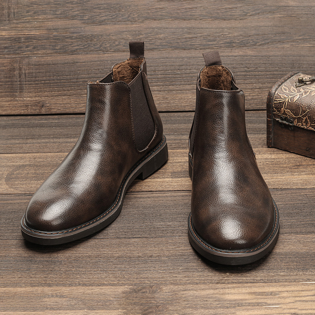 Oliver | Classic Chelsea boots for men