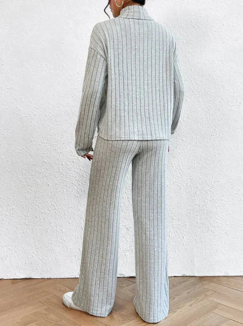Nyx | Cozy Turtleneck Sweater and Pants Set