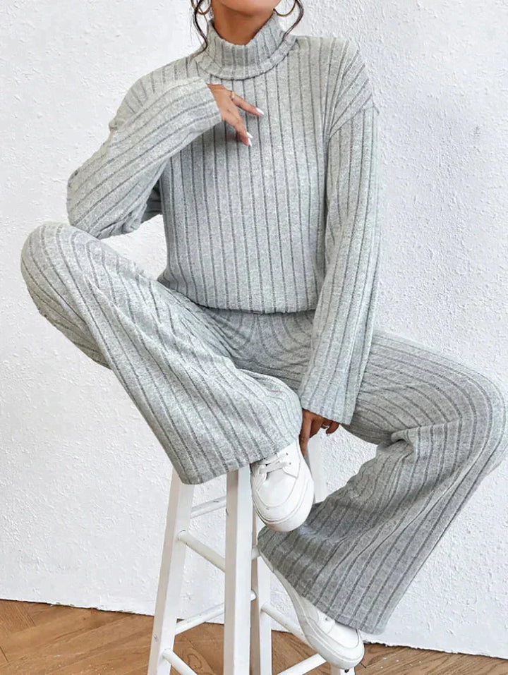 Nyx | Cozy Turtleneck Sweater and Pants Set