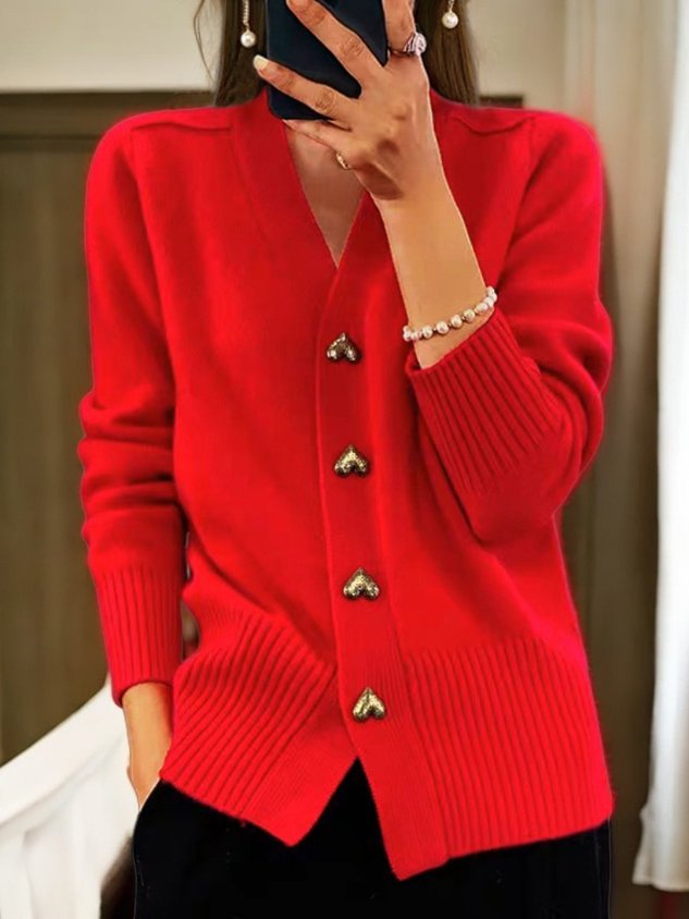Ruby | Cozy Women's Cardigan with Heart Buttons